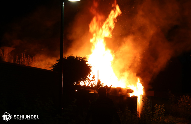 Uitslaande schuurbrand Heikantstraat
