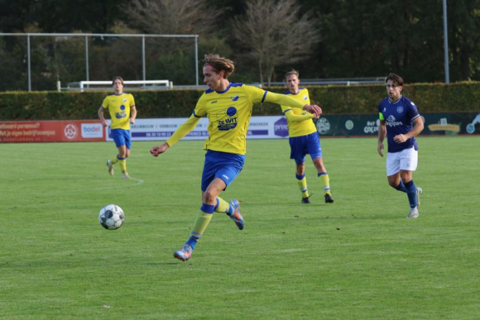 Handel wint bekerwedstrijd van Schijndel/DE WIT