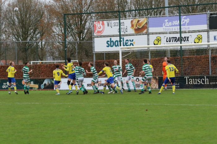Schijndel/DE WIT en EVVC houden elkaar in evenwicht