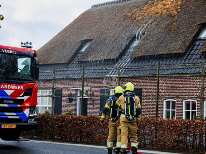Brand in woning aan de Steeg