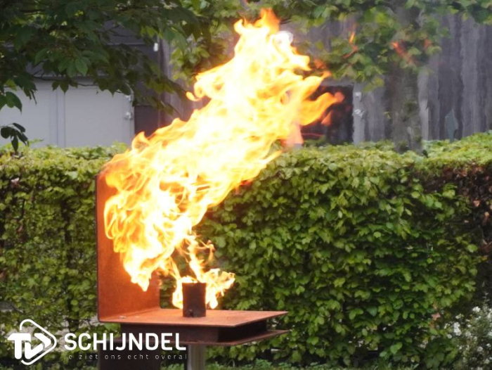 Loopgroep Wijbosch brengt bevrijdingsvuur naar Schijndel (fotoboek)