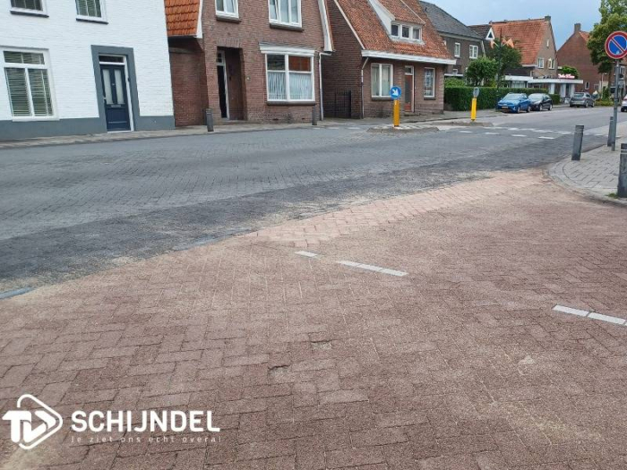 Voorrang gewijzigd op kruising Hoofdstraat met Mgr. Zwijsenstraat 