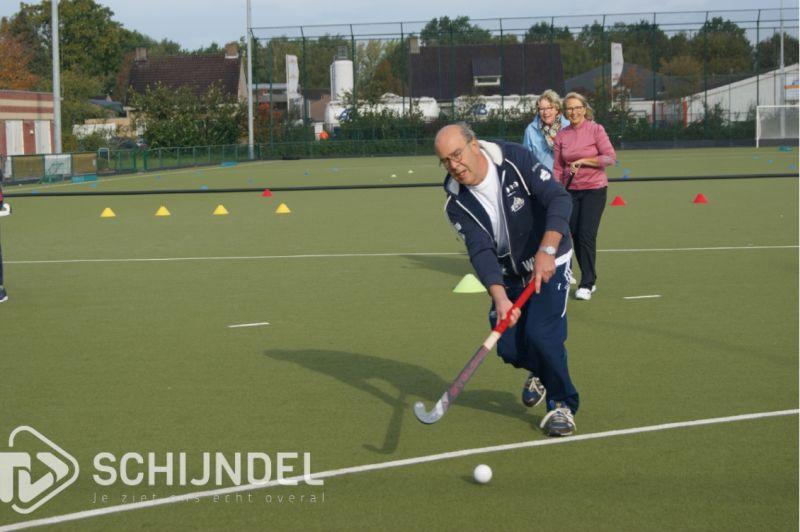 walking hockey 2