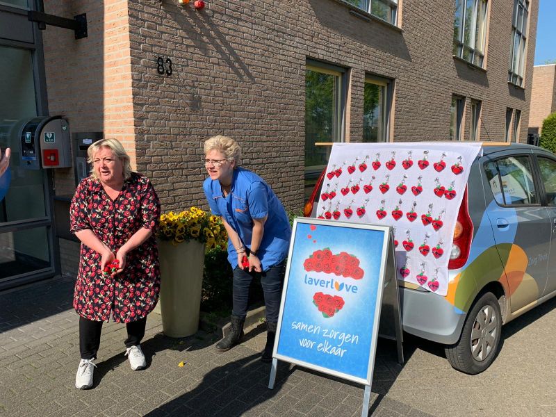 Leonie van den Bergh en Christel de Laat