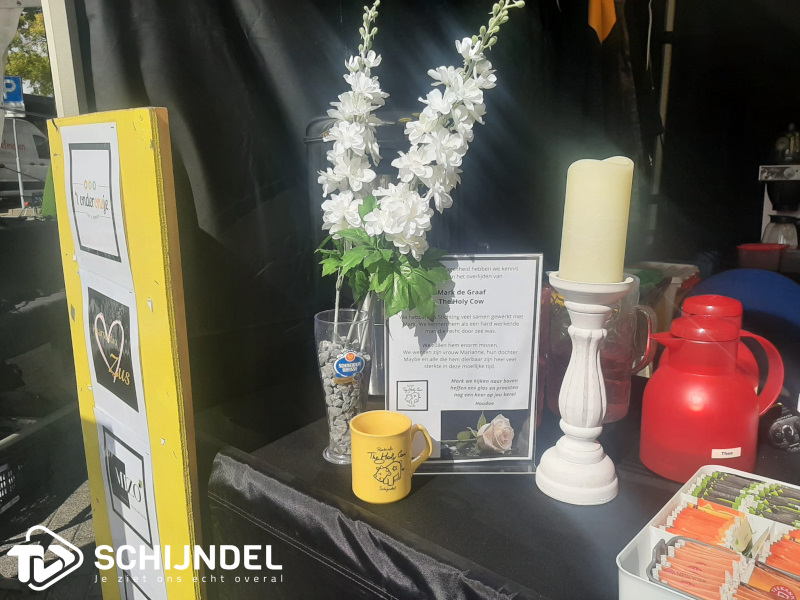 holycowgedenkhoekje2