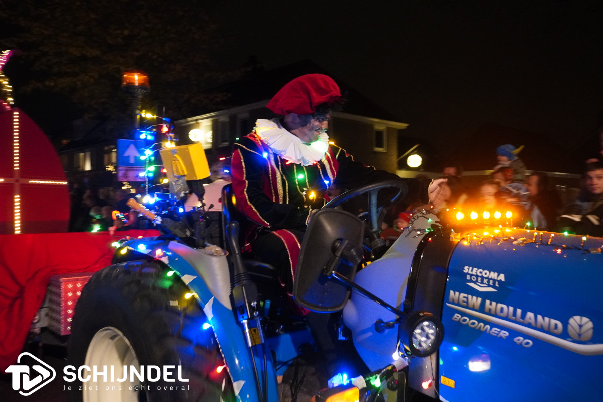 lichtjesintochtsinterklaas2