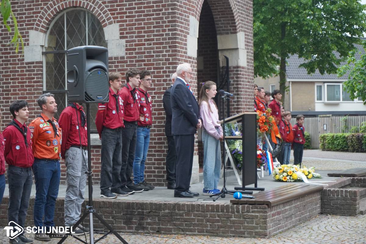 4meiherdenking 5