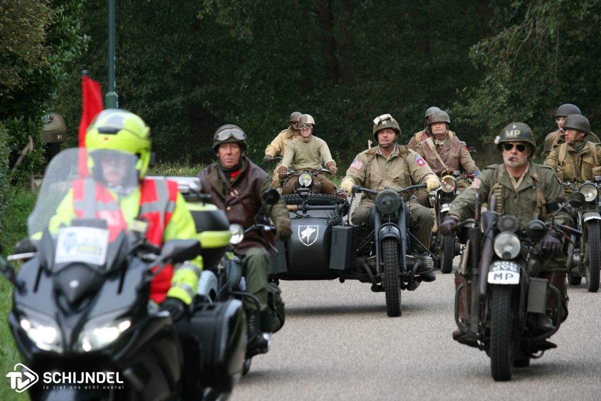 militairevoertuigenfb2 1